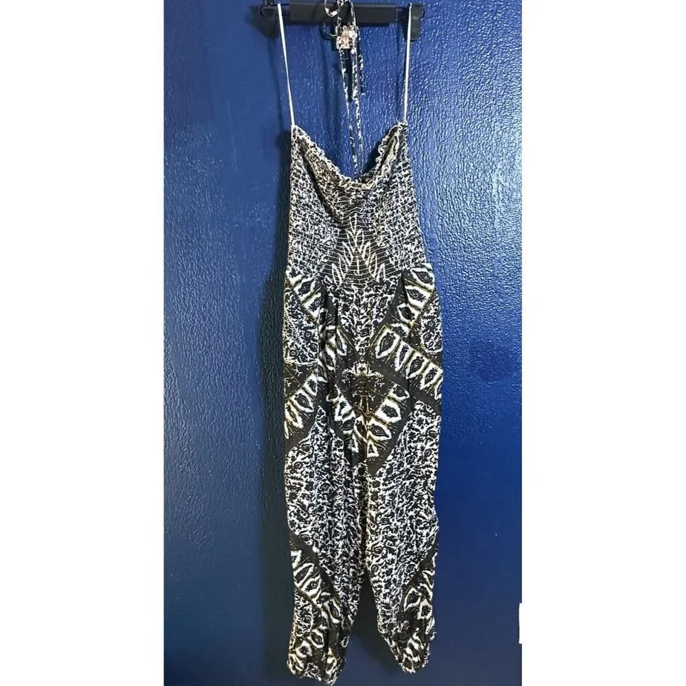 Free People Boho Smocked Strapless Jumpsuit Cropped Balloon LegS Aztec M Casual - Picture 10 of 11